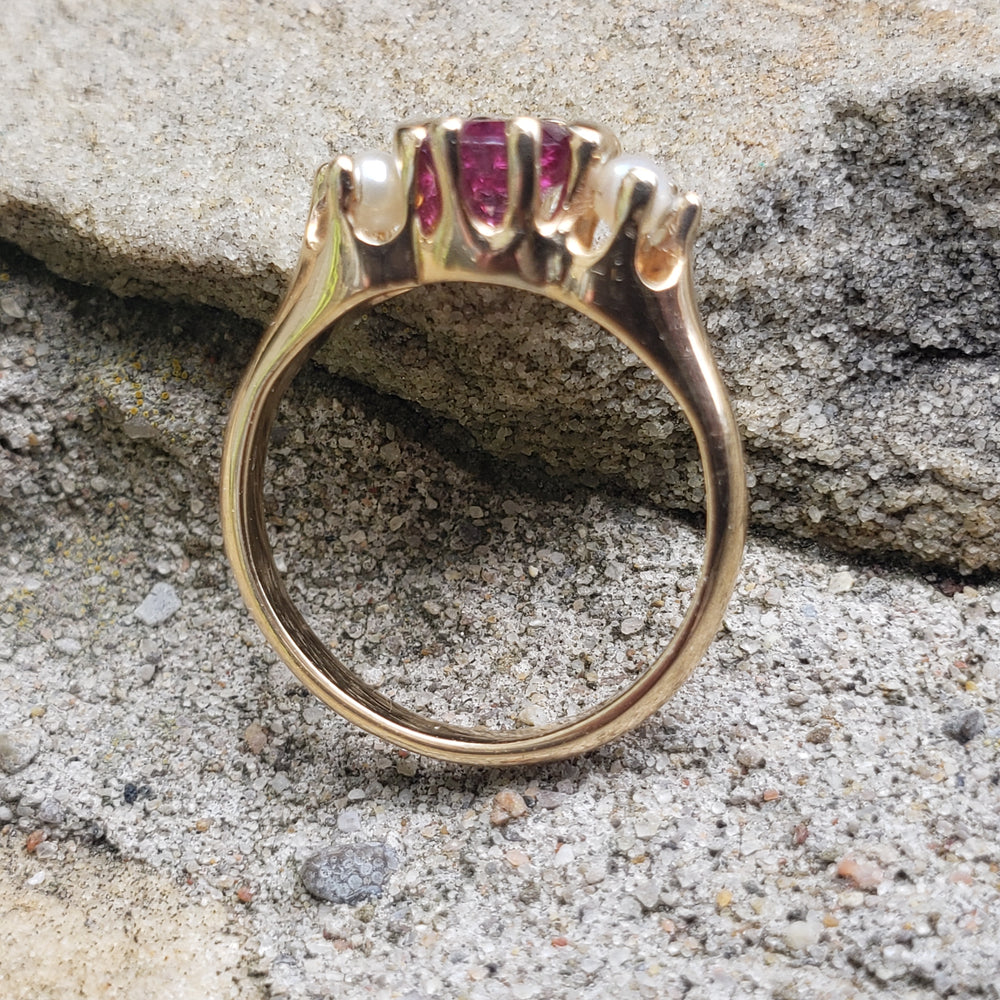 Edwardian Rhodolite Garnet and Pearl Ring / Natural Rhodolite Garnet Ladies Ring / January Birthstone