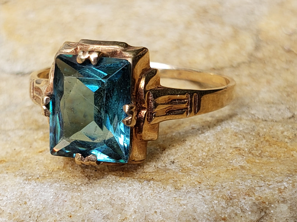 Art Deco Synthetic Sapphire Ring / Teal Blue Art Deco Statement Ring