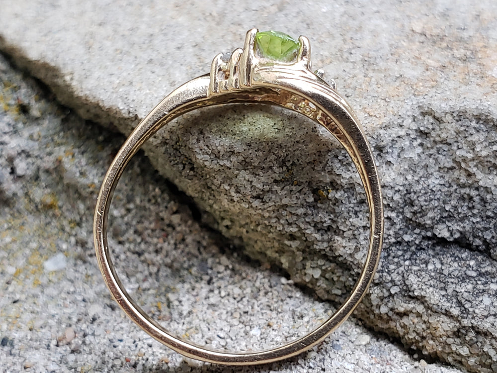 Peridot Birthstone Ring / Peridot and Diamond Ring / August Birthstone Jewellery