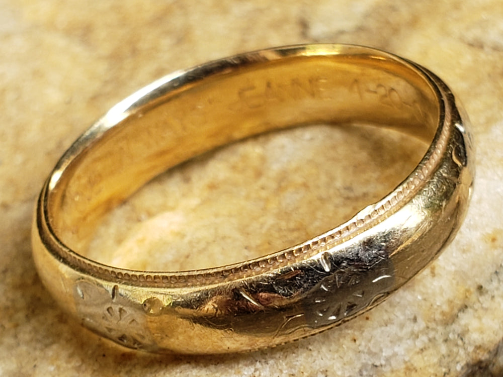 Floral Patterned Wedding Band / Two Tone Wedding Band / Gold Stacking Band