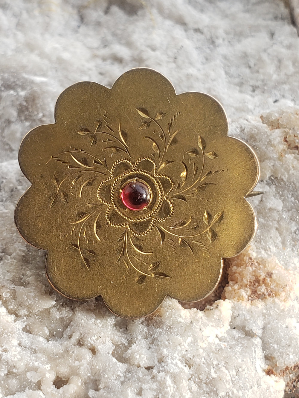 Engraved Garnet Gold Filled Brooch / Victorian Engraved Floral Brooch / Foil Backed Garnet Brooch