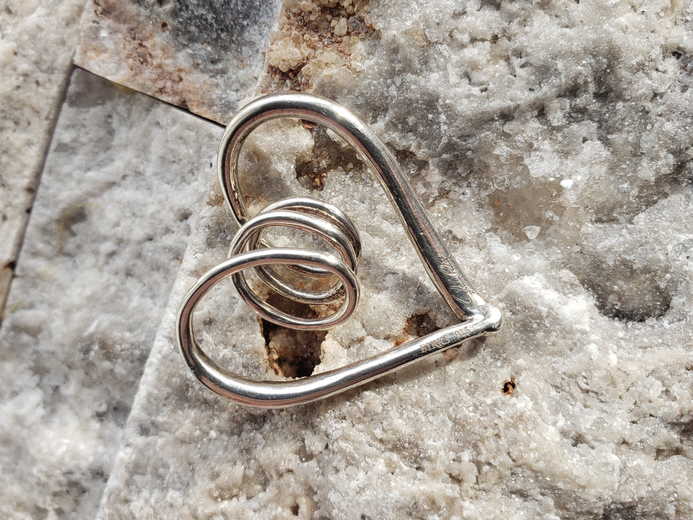 Birks and Joannie Rochette "I Heart Mom" Pendant / Sterling Silver Birks Pendant