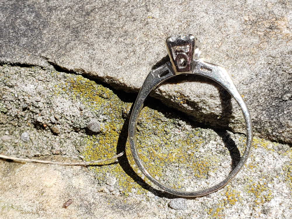 Emerald Cut Diamond Engagement Ring / 0.81 ct Diamond Engagement Ring / Emerald and Baguette Diamond Engagement Ring