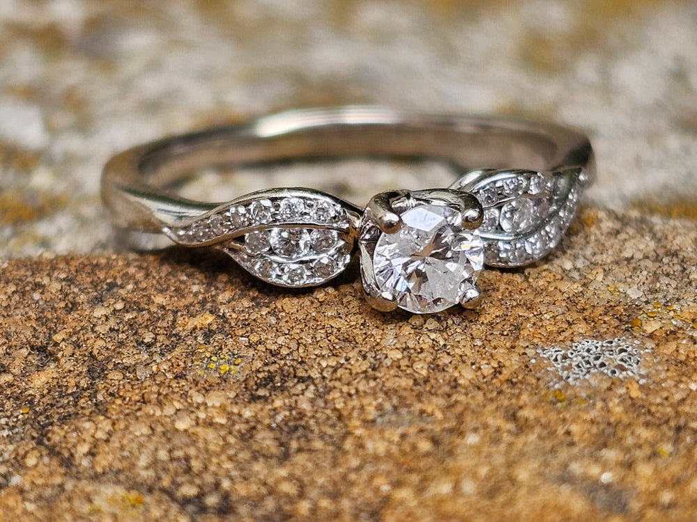 Diamond Engagement Ring / 0.5 ct Engagement Ring / 14 K White Gold Diamond Ring