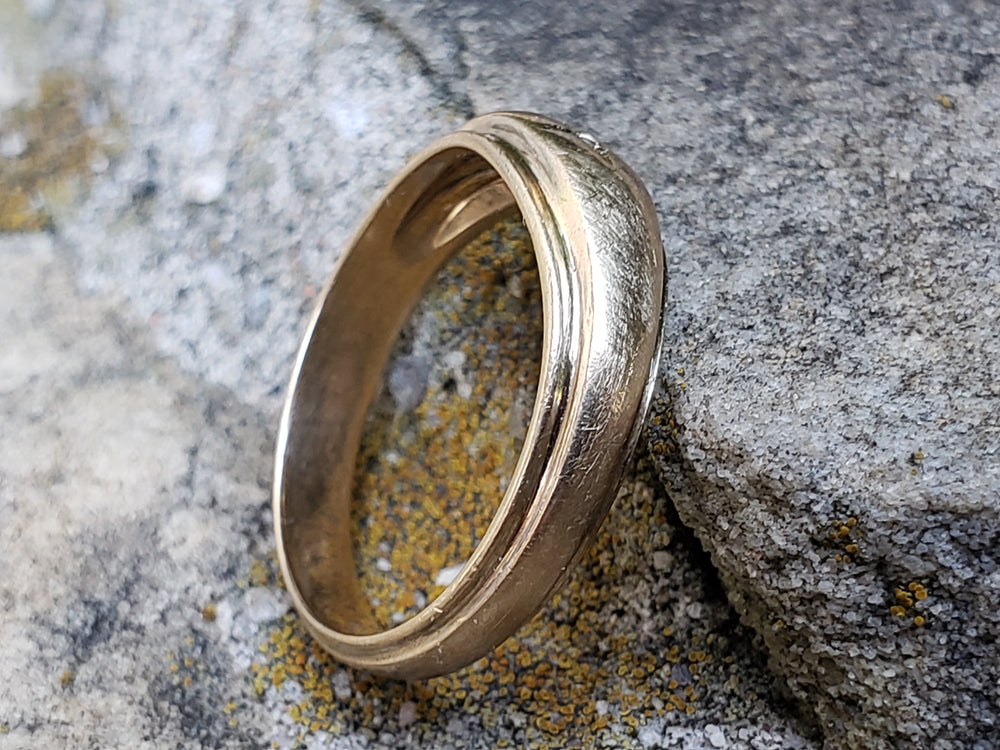 Diamond Wedding Band / Diamond Stacking Band / Diamond Wedding Ring