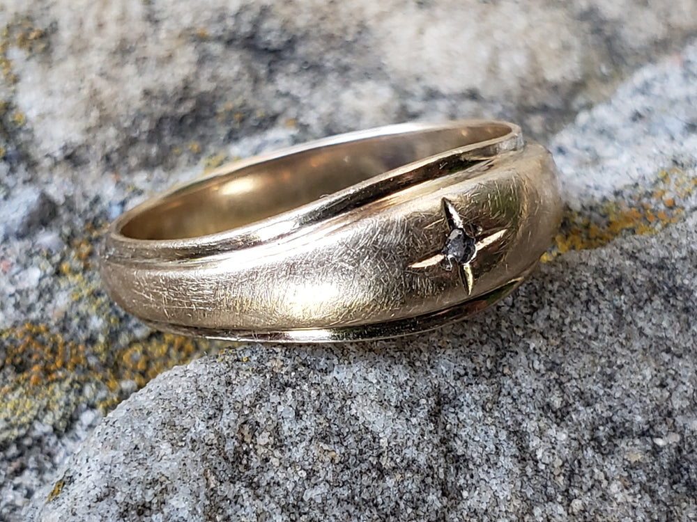 Diamond Wedding Band / Diamond Stacking Band / Diamond Wedding Ring