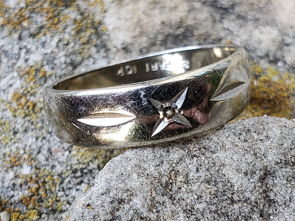 Diamond Wedding Band / Diamond Stacking Band / Diamond Wedding Ring / Star Set Diamond / Signed SIFFARI jewellery