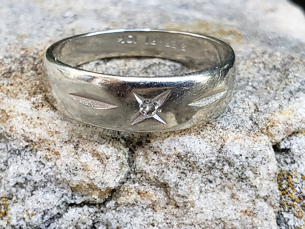Diamond Wedding Band / Diamond Stacking Band / Diamond Wedding Ring / Star Set Diamond / Signed SIFFARI jewellery