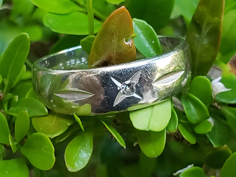 Diamond Wedding Band / Diamond Stacking Band / Diamond Wedding Ring / Star Set Diamond / Signed SIFFARI jewellery