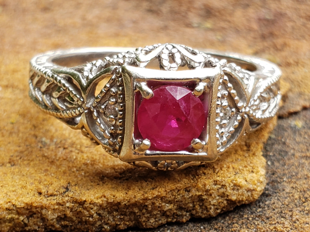 Ruby Engagement Ring / Vintage Inspired Ruby Ring / July Birthstone