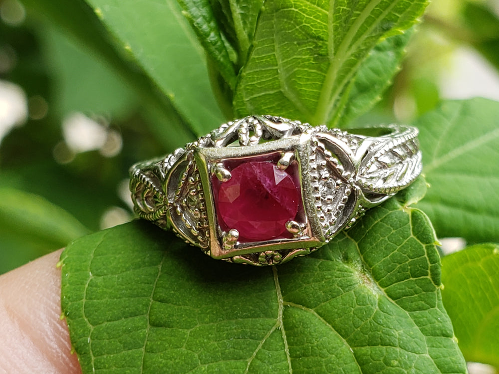 Ruby Engagement Ring / Vintage Inspired Ruby Ring / July Birthstone