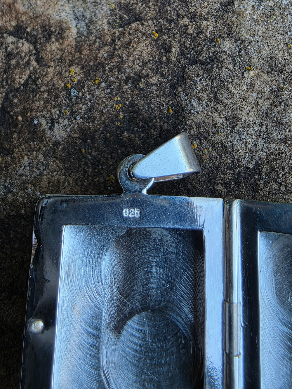 Daffodils Engraved Locket / Square Locket / Floral Sterling Silver Locket