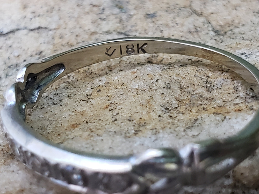 Art Deco Wedding Band circa 1930s / Diamond Wedding Band 18K White Gold / Five Stone Diamond Wedding Ring