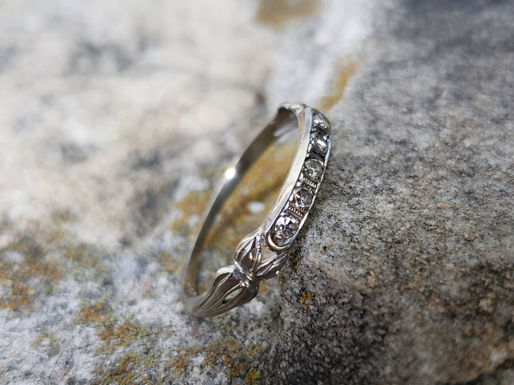 Art Deco Wedding Band circa 1930s / Diamond Wedding Band 18K White Gold / Five Stone Diamond Wedding Ring