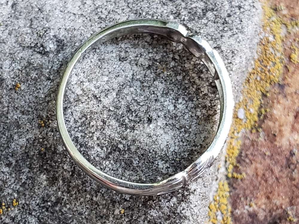 Art Deco Wedding Band circa 1930s / Diamond Wedding Band 18K White Gold / Five Stone Diamond Wedding Ring