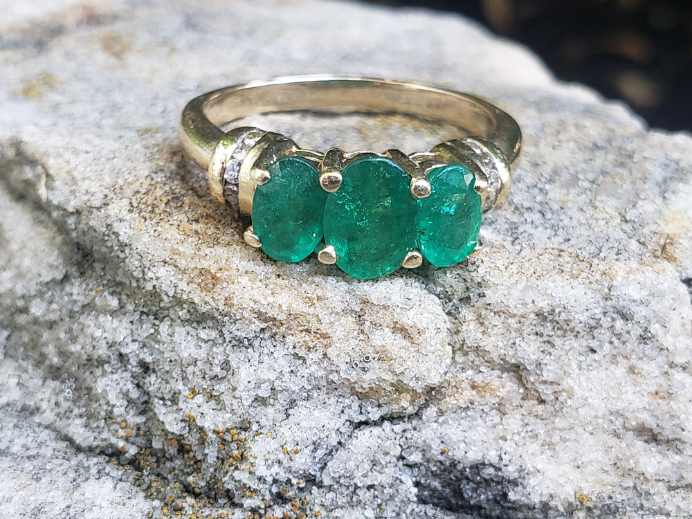 Past Present and Future Emerald Ring / May Birthstone / Emerald and Diamond Ring