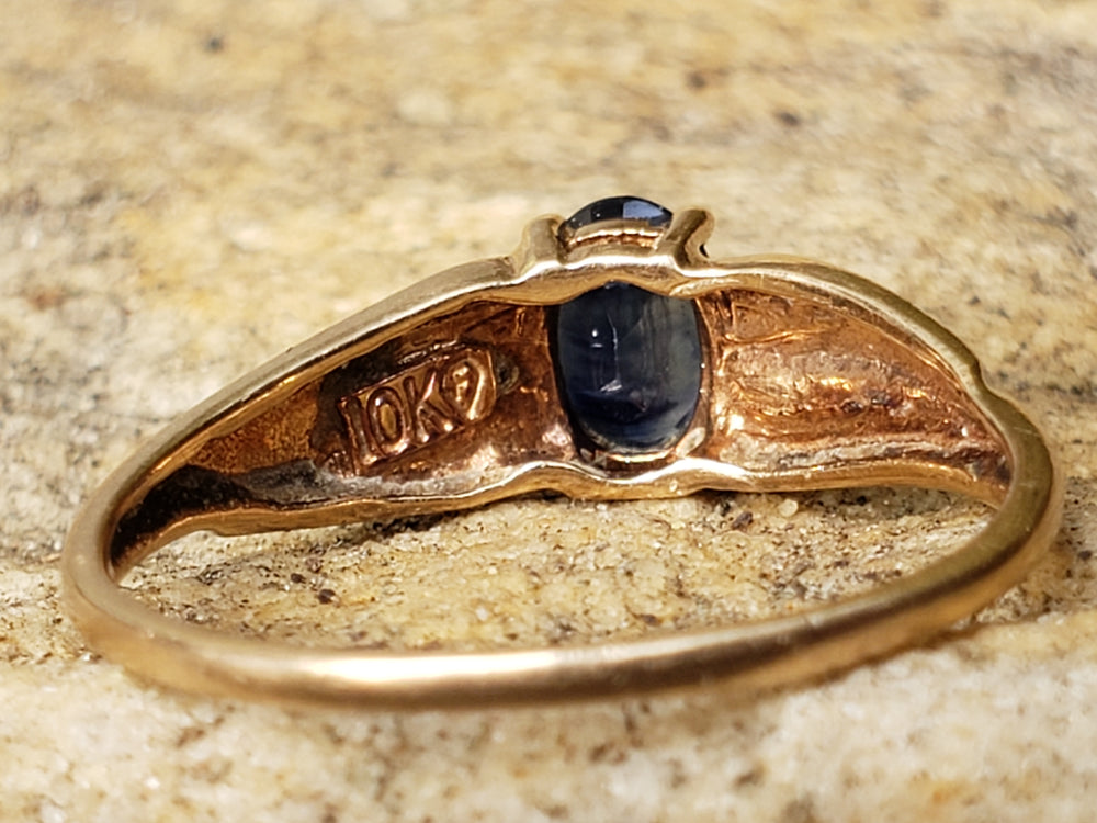 Sapphire Ring / Blue Sapphire Solitaire Ring / September Birthstone Ring / Natural Sapphire Ring