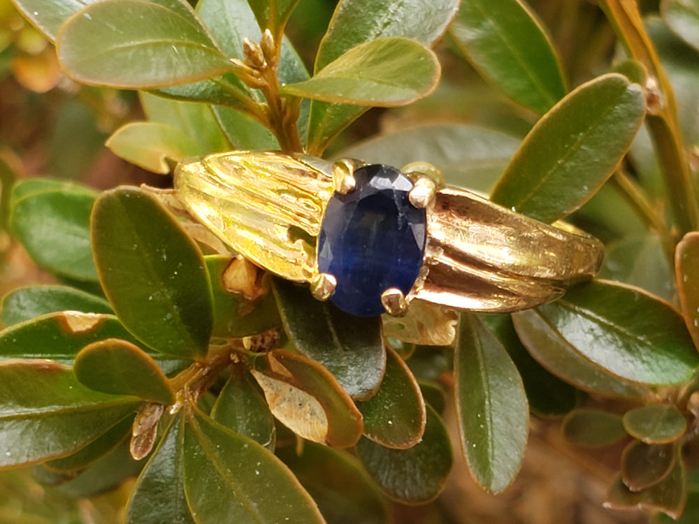 Sapphire Ring / Blue Sapphire Solitaire Ring / September Birthstone Ring / Natural Sapphire Ring