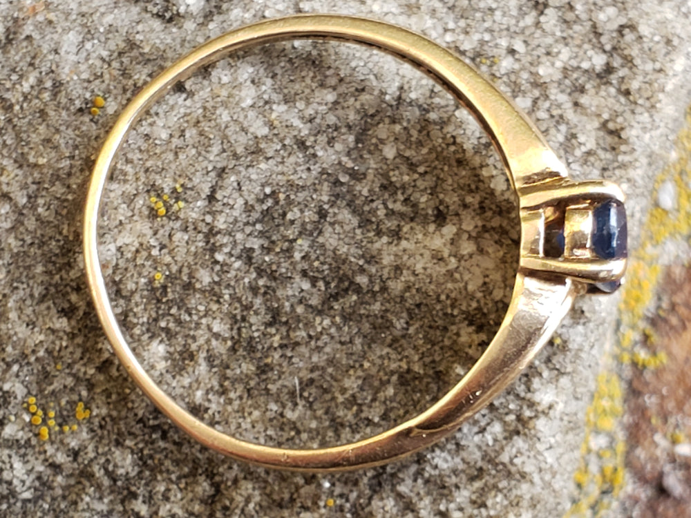 Sapphire Ring / Blue Sapphire Solitaire Ring / September Birthstone Ring / Natural Sapphire Ring