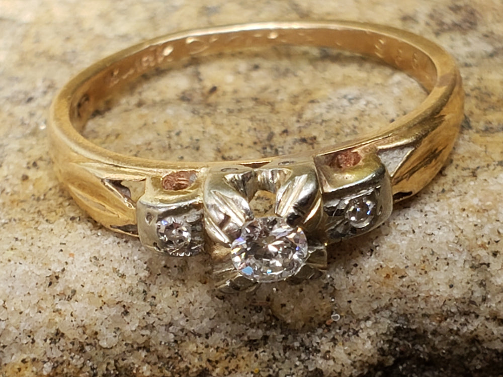 Illusion set engagement ring / Vintage 1940s Engagement Ring / Two Tone Engagement Ring