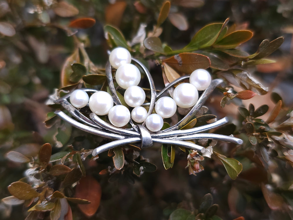 circa 1940s Mikimoto Akoya Pearl Brooch / Sterling Silver and Japanese Cultured Pearl Brooch / Cultured Pearls