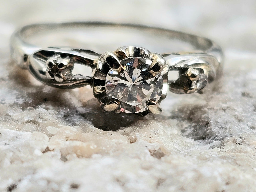 Vintage Engagement Ring / Past Present Future Engagement / Mid Century Engagement Ring