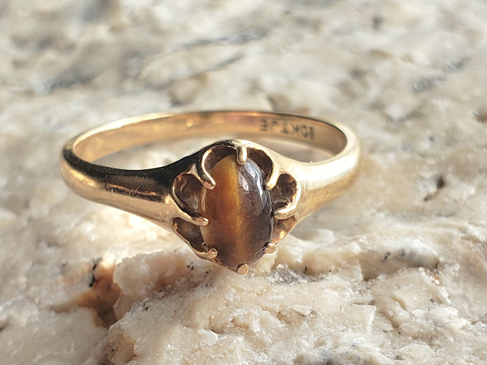 Tiger's Eye Belcher Set Ring / Tiger's Eye Pinky Ring