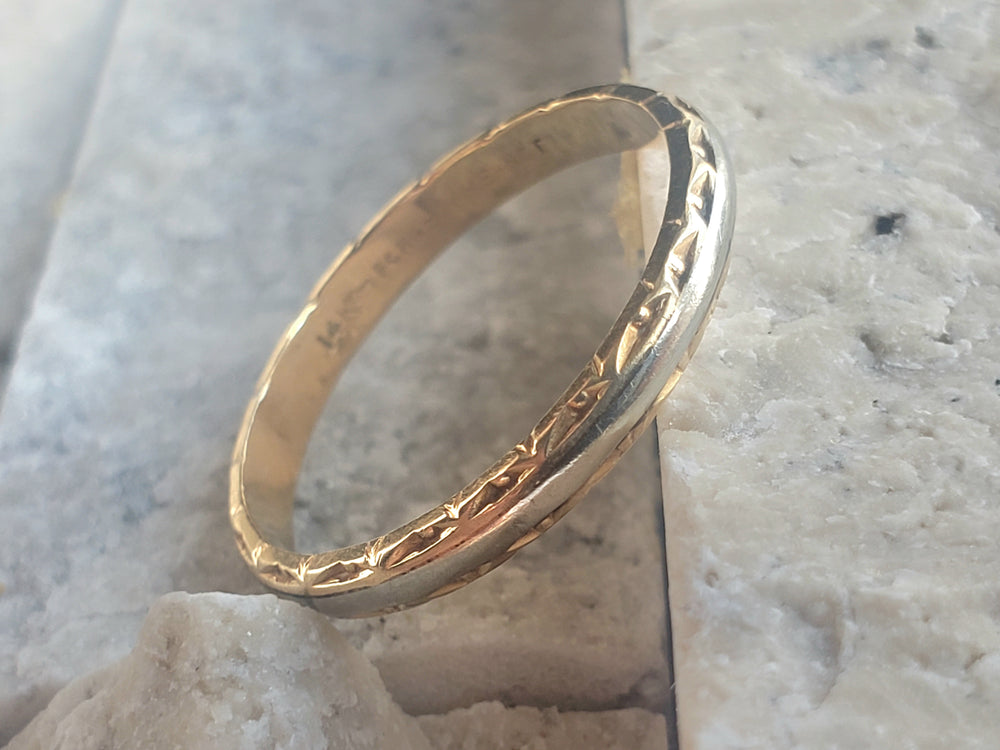 Two-Tone Yellow and White Gold Band / Forget-me-Not Wedding band / Stacking band