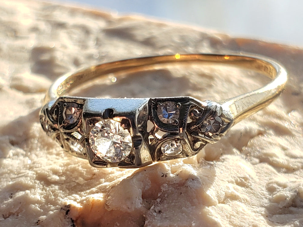 Art Deco Engagement Ring / Vintage Engagement Ring