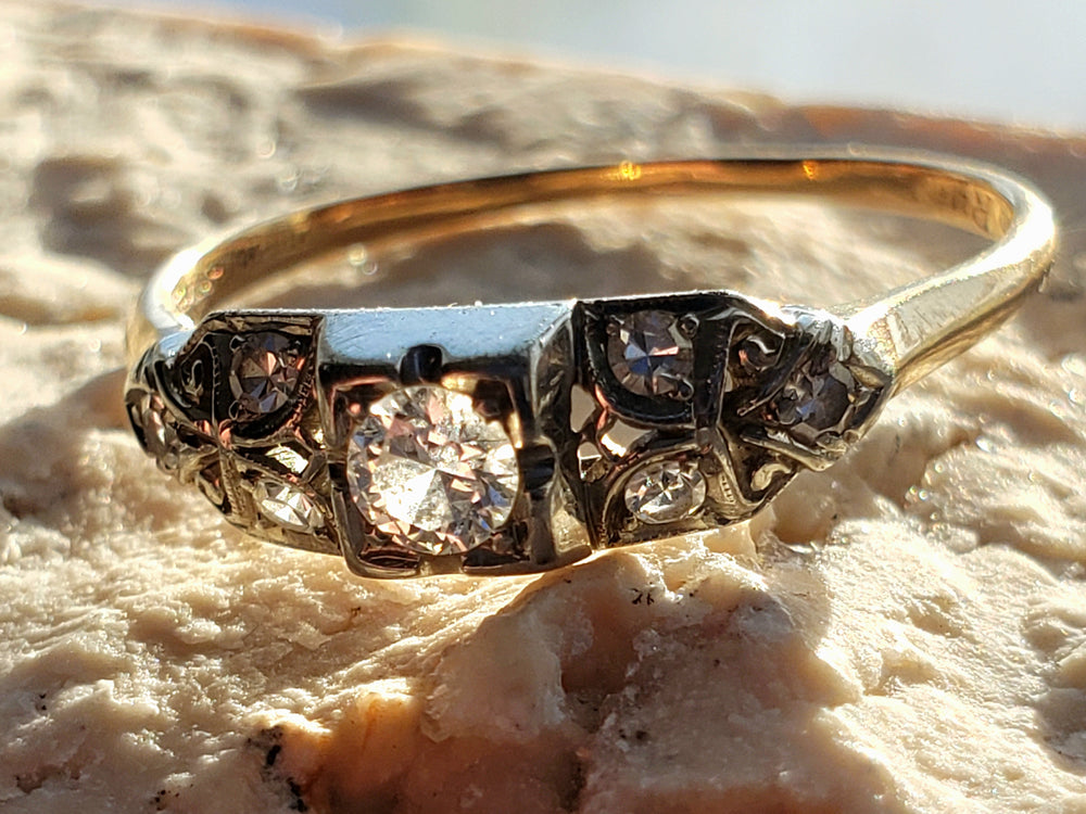 Art Deco Engagement Ring / Vintage Engagement Ring