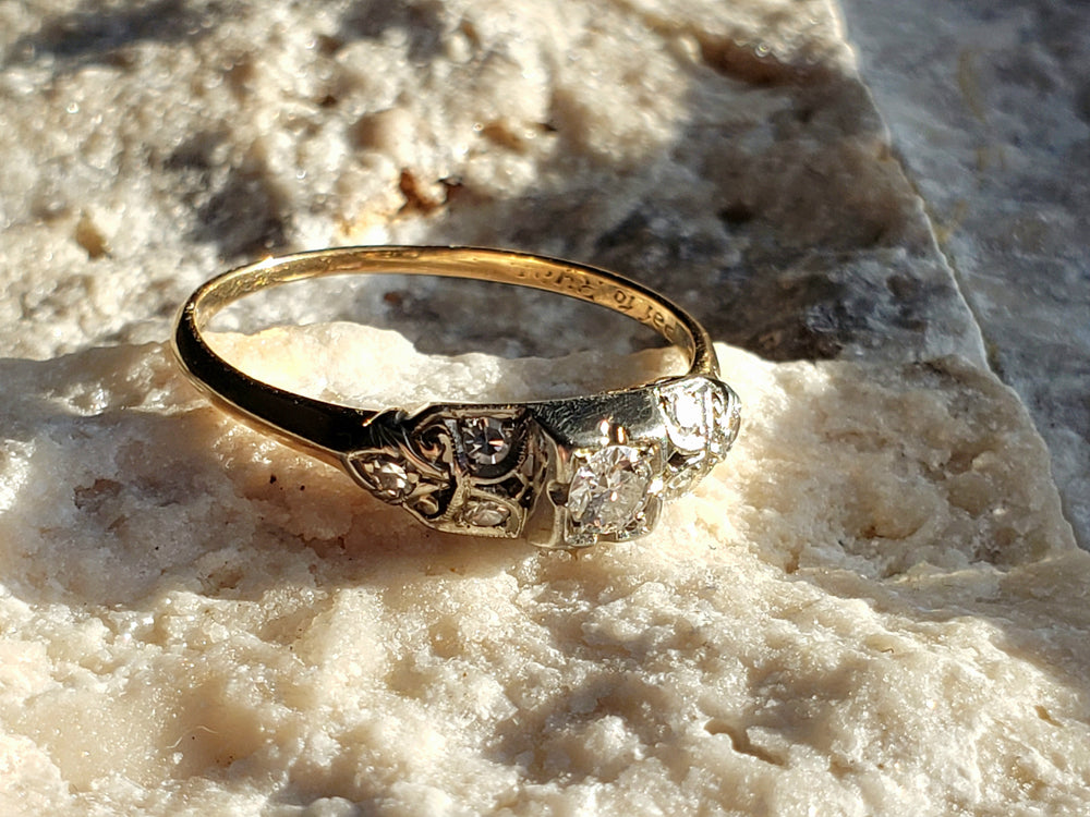 Art Deco Engagement Ring / Vintage Engagement Ring
