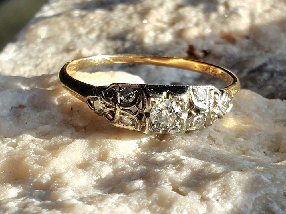 Art Deco Engagement Ring / Vintage Engagement Ring