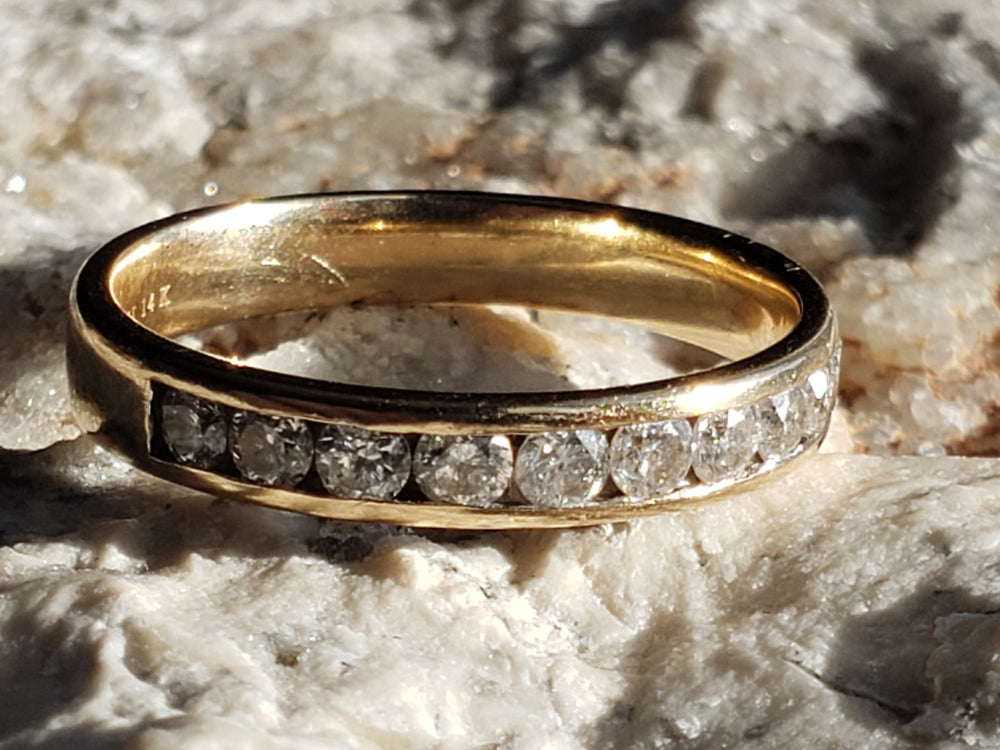 Canadian Diamond Band / Wedding or Anniversary Band / Canadian Diamond Ring