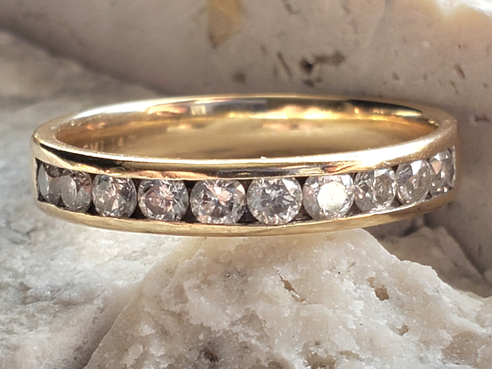 Canadian Diamond Band / Wedding or Anniversary Band / Canadian Diamond Ring