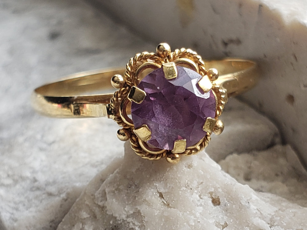 Synthetic Spinel Birthstone Ring / Solitaire Spinel Ring