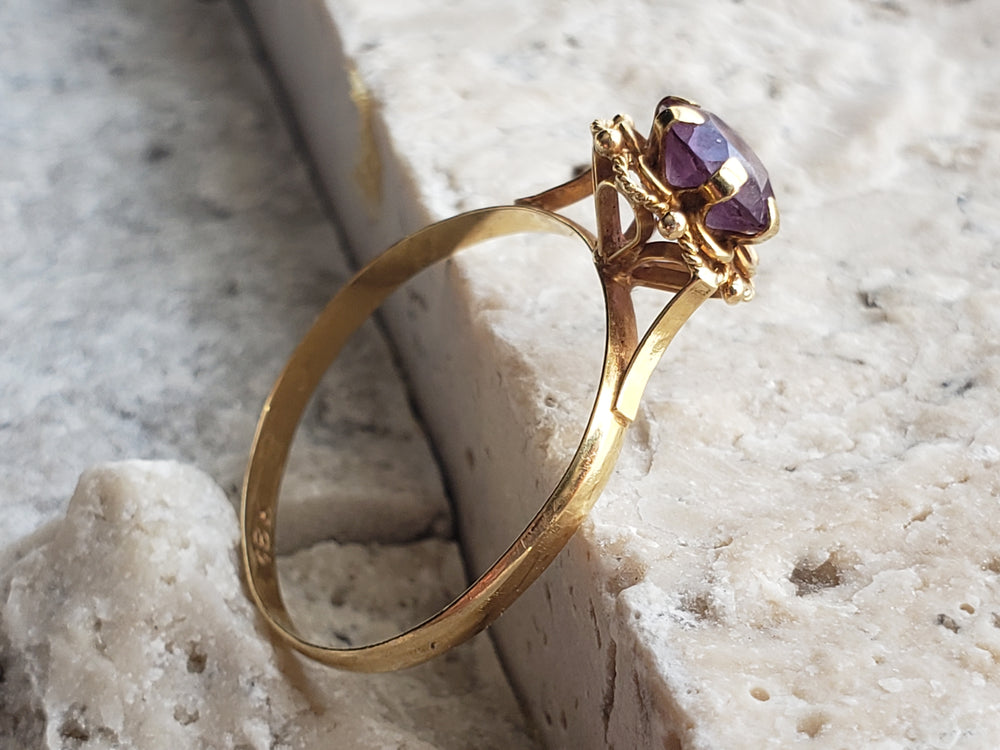 Synthetic Spinel Birthstone Ring / Solitaire Spinel Ring