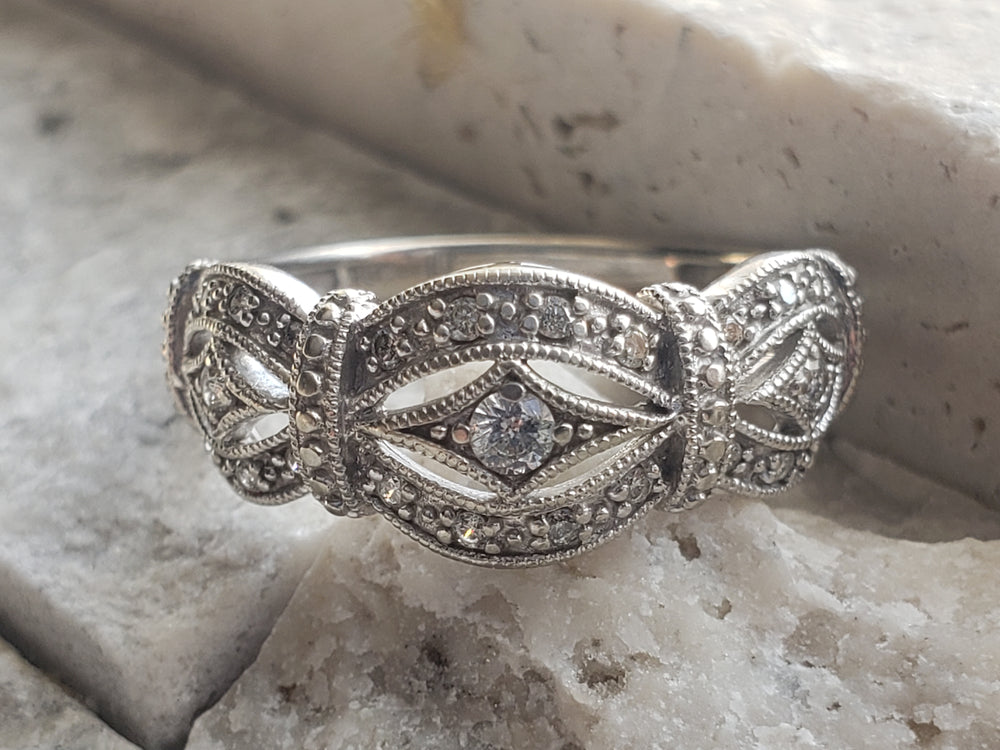 Filigree Diamond Band / Diamond Anniversary Band