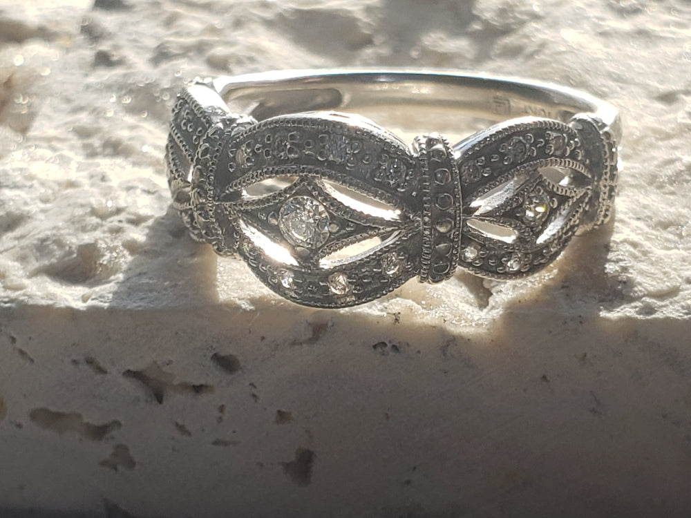 Filigree Diamond Band / Diamond Anniversary Band