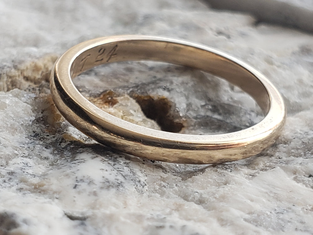 14K Yellow Gold Wedding Band circa 1920s