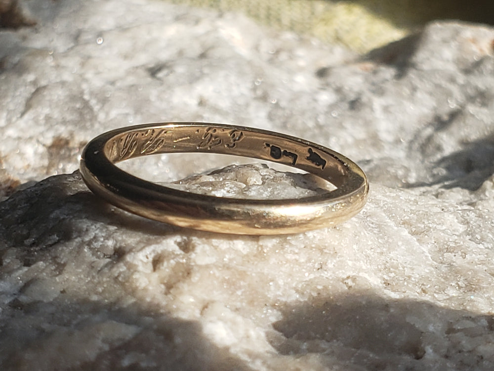 14K Yellow Gold Wedding Band circa 1920s