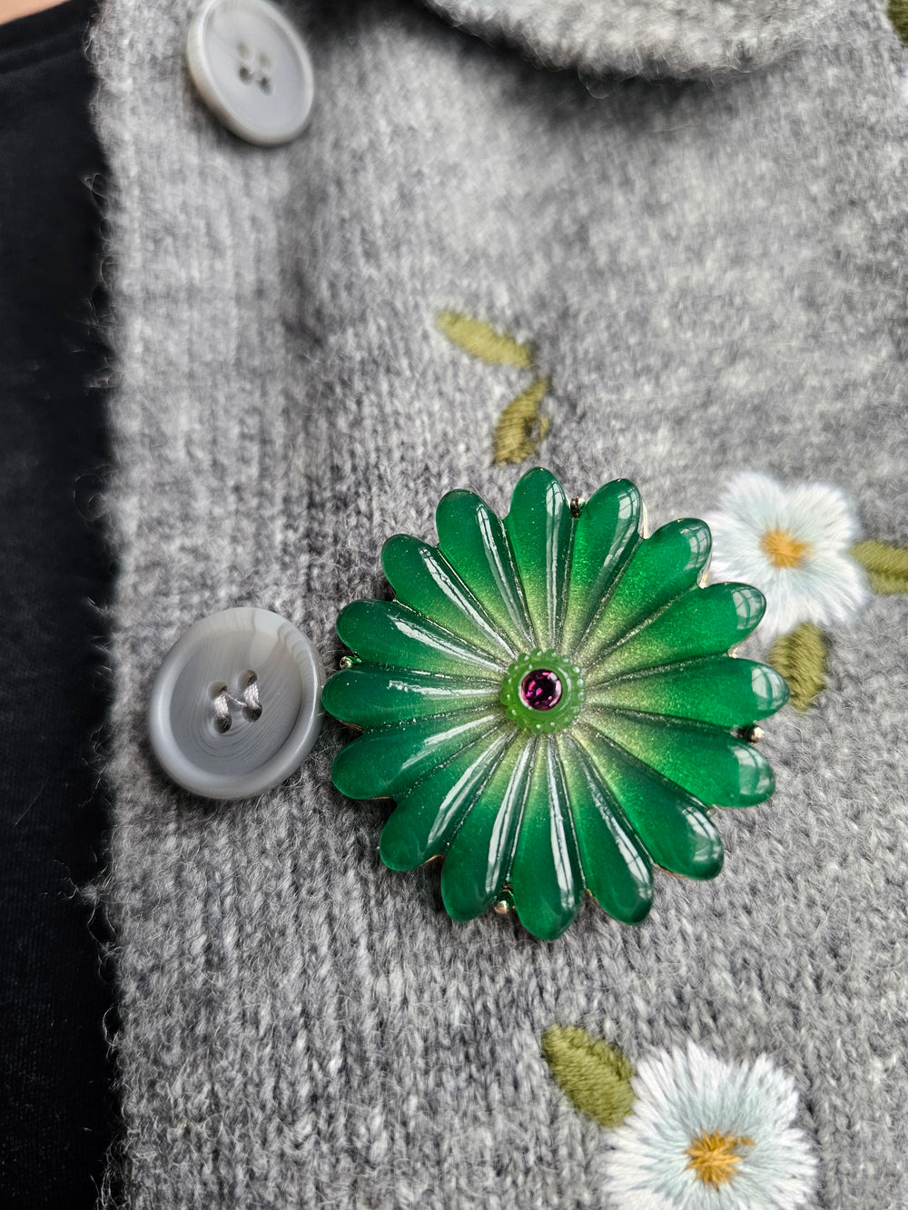 1960s Retro vintage green molded glass flower brooch