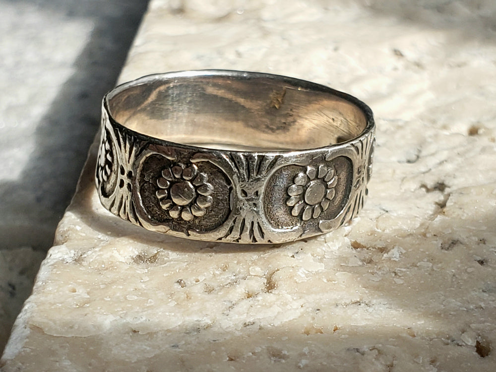 Silver patterned band / Daisy  floral band / Silver Wide Band
