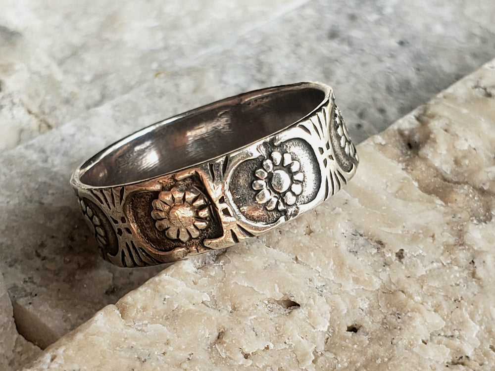 Silver patterned band / Daisy  floral band / Silver Wide Band