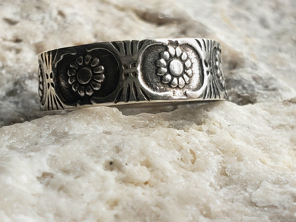 Silver patterned band / Daisy  floral band / Silver Wide Band