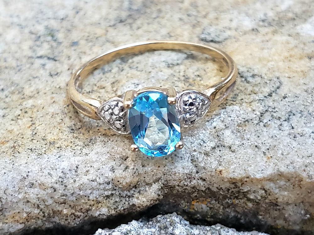 Blue Topaz Ring / December Birthstone Ring / Sky-Blue Topaz ring