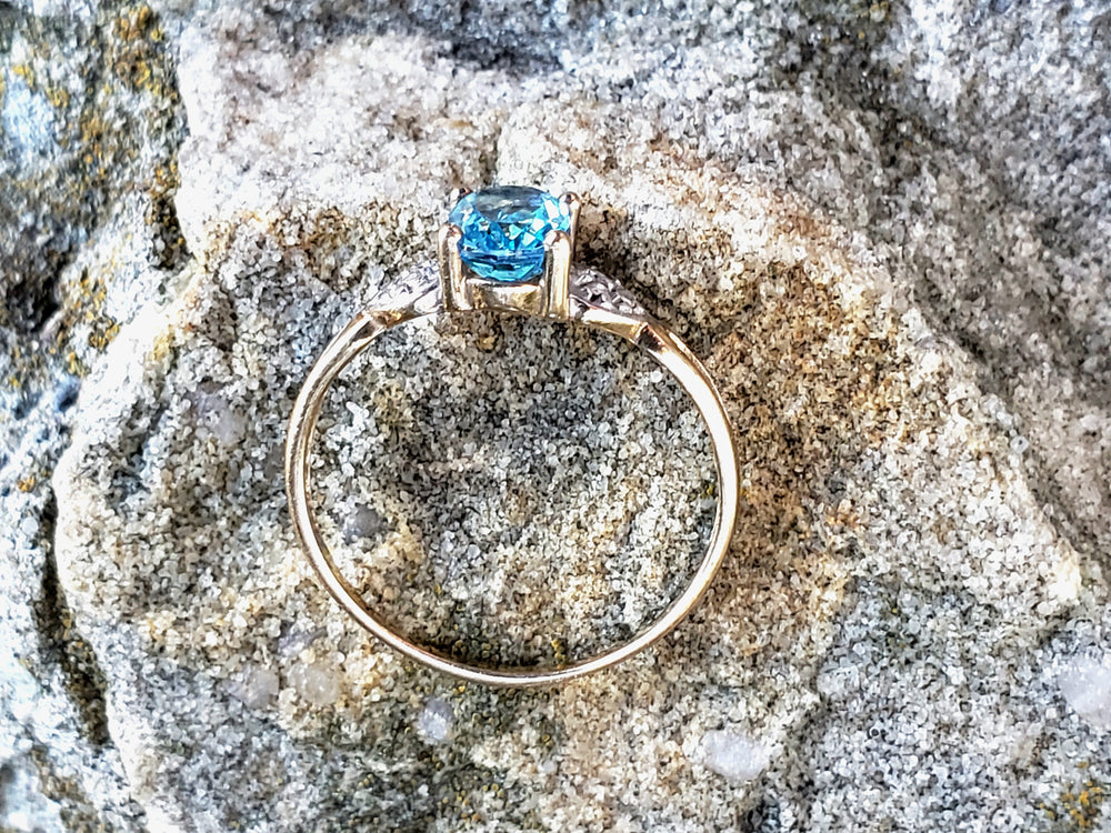 Blue Topaz Ring / December Birthstone Ring / Sky-Blue Topaz ring