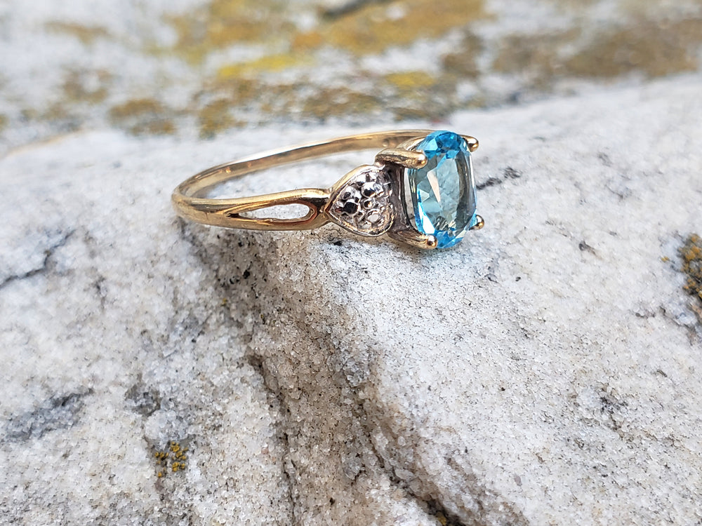 Blue Topaz Ring / December Birthstone Ring / Sky-Blue Topaz ring