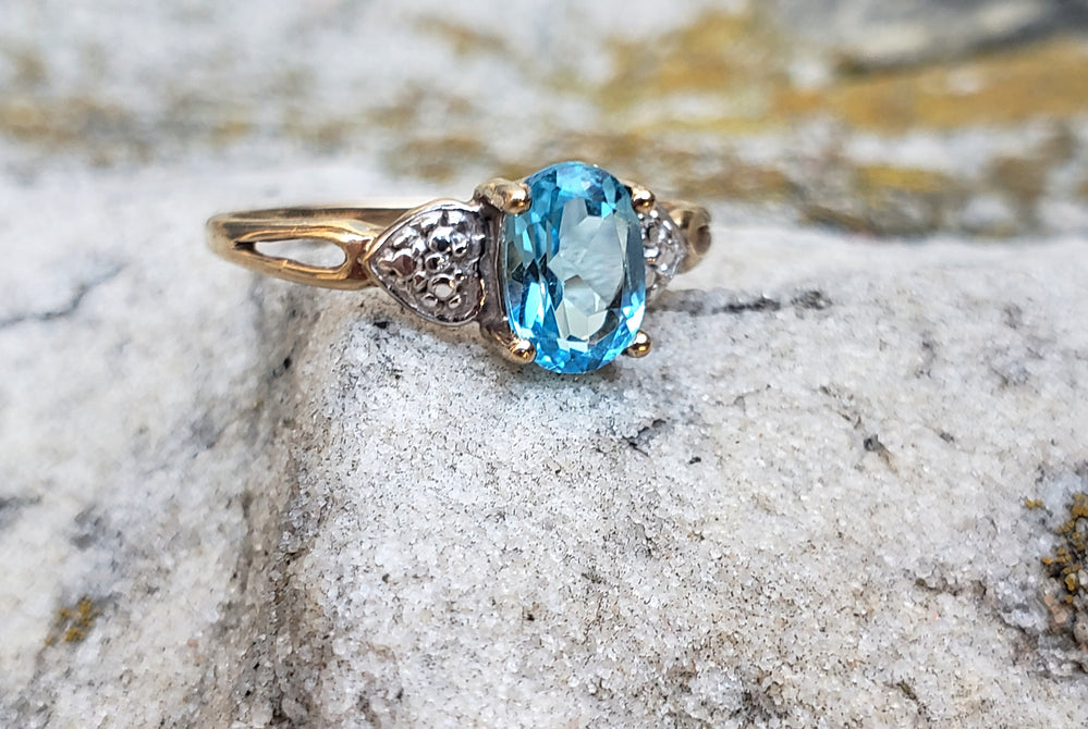 Blue Topaz Ring / December Birthstone Ring / Sky-Blue Topaz ring