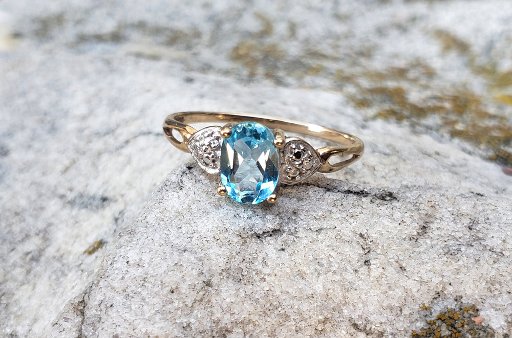 Blue Topaz Ring / December Birthstone Ring / Sky-Blue Topaz ring