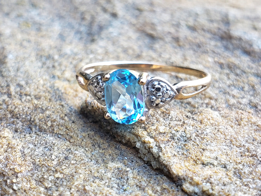 Blue Topaz Ring / December Birthstone Ring / Sky-Blue Topaz ring